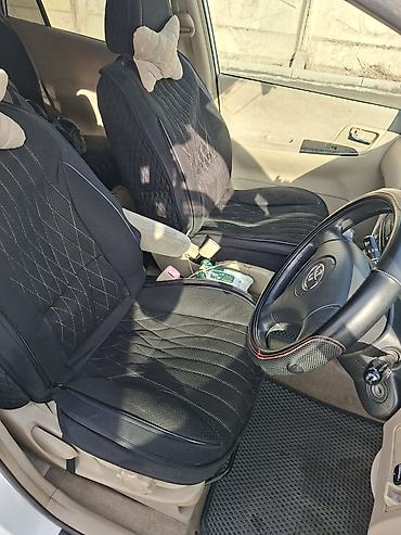 Toyota: Toyota Corolla: 2003 г., 1.5 л, Автомат, Бензин, Минивэн — 8