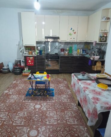 Продажа домов: Дом, 32 м², 4 комнаты, Собственник, Старый ремонт — 10