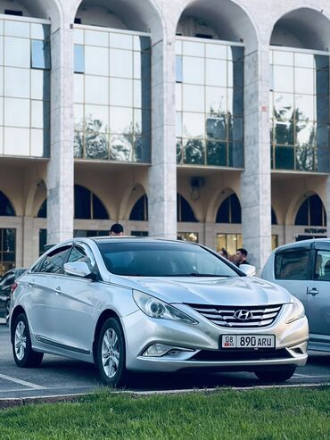 Hyundai: Hyundai Sonata: 2014 г., 2 л, Типтроник, Газ, Седан