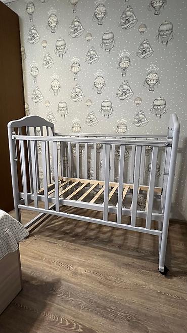 bunk bed: Детская кровать из массива березы. Размер: 120х60 см Цвет — 3