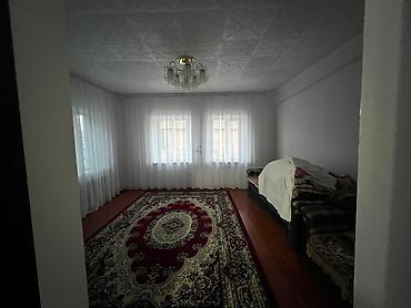 дом кара: Продается дом из 5ти комнат. В городе Кара-Балта .По адресу Жайылский — 10