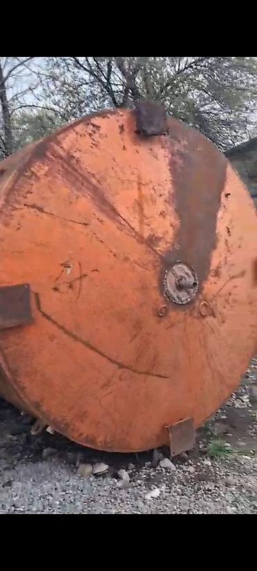 Baklar və çənlər: Sənaye metal çəni – üfüqi silindrik tip - Material: qalın divarlı — 10