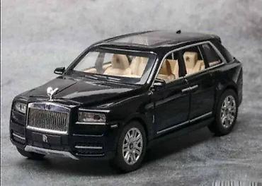 rolšule: Rolls-royce cullinan midnight black detaljni suv model 1:2 — 1