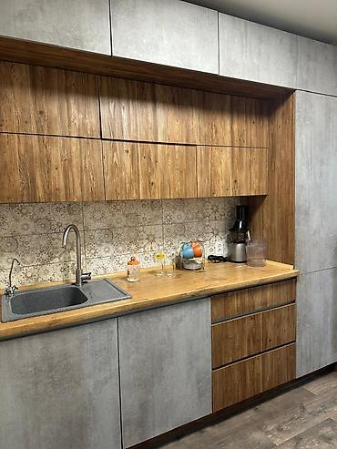 Продажа квартир: 4 комнаты, 77 м², ул. Московская / Турусбекова Сталинка, 2 этаж, Евроремонт — 3