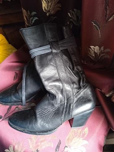 botinkalar 39: Charles&Keith, Ölçü: 40, rəng - Bej, İşlənmiş — 4