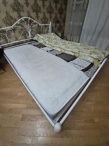 İşlənmiş, İkinəfərlik çarpayı, Bazasız, Matras ilə, Siyirməsiz lalafo.az -da İşlənmiş, İkinəfərlik çarpayı, Bazasız, Matras ilə, Siyirməsiz
