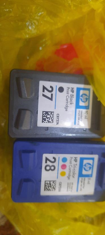 Катридж 27 и 28 по 400.не высохшие.(DeskJet: 3320, 3325, 3330, 3420