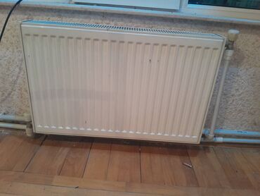 Radiatorlar: İşlənmiş Panel Radiator Ünvandan götürmə