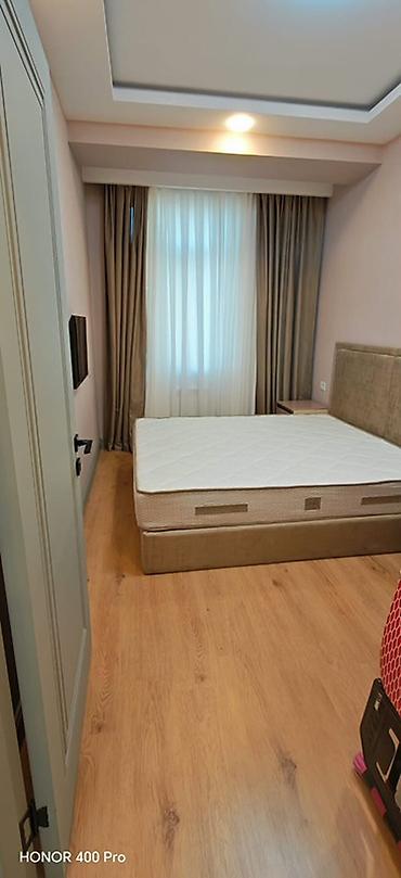 sekide: 3 otaqlı mənzil – şəhər mənzərəsi ilə Planlaşdırma: - Studia tipli — 5