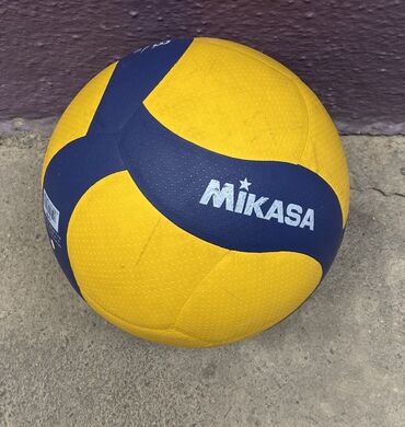 Мячи: Продаю срочно очень хороший профессиональный валейбольный мячик,Микаса
