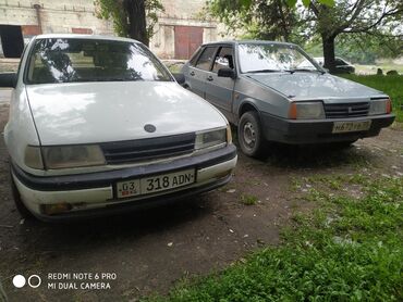 Opel Vectra: 1990 г., Механика, Газ, Седан