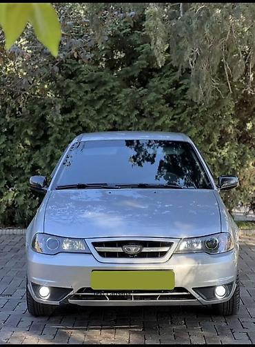 Daewoo Nexia: 2011 г., 1.5 л, Механика, Бензин, Седан