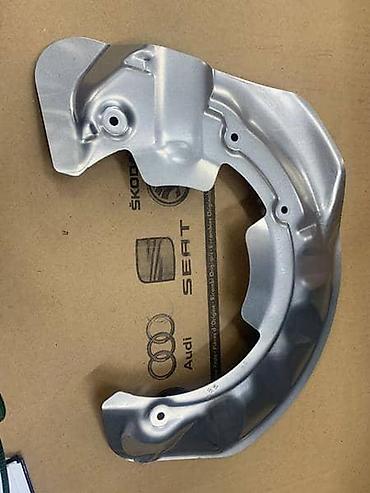 fratellis auto: POKLOPAC KOCIONOG SISTEMA ZA VOLKSWAGEN TOUAREG - 7P0615312B | — 1