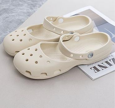 кроксы женские: Босоножки, 40, Crocs, Новый, цвет - Бежевый, Самовывоз, Платная доставка — 1