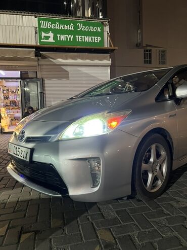 панель приборов ниссан: Toyota Prius: 2012 г., 1.8 л, Автомат, Гибрид, Хетчбек