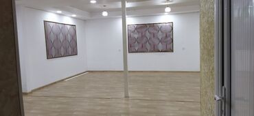 места на аренду: Ижарага берем Офистик, 50 кв. м, 1-катар, Жабдуулары менен, Өзүнчө санитардык түйүнү менен