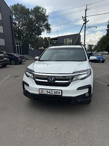 Honda Pilot: 2021 г., Кроссовер