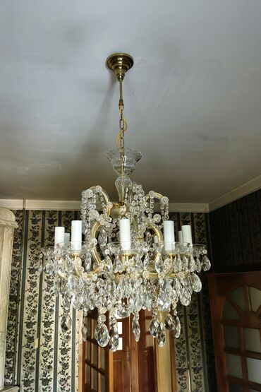 çilcıraq: Çılçıraq, 10 və daha çox lampa, Xrustal