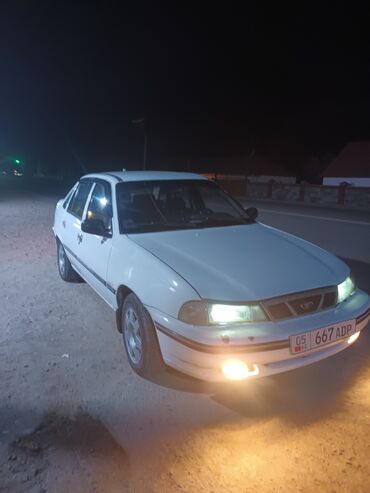 ниссан примера 2: Daewoo Nexia: 1996 г., 1.5 л, Механика, Бензин, Седан