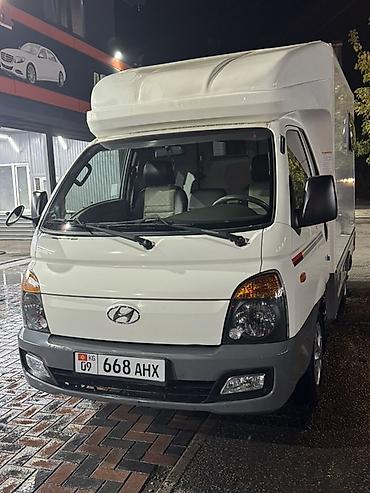 Hyundai Porter II Camper (автодом на базе малотоннажного фургона)