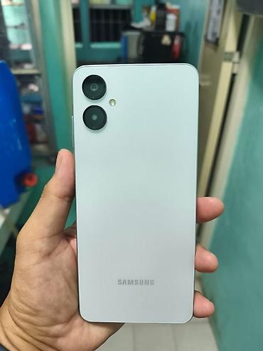 a06 samsung: Samsung Galaxy A06, 128 GB, Barmaq izi, Simsiz şarj, İki sim kartlı — 1