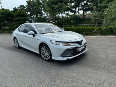 Toyota: Toyota Camry: 2018 г., 2.5 л, Автомат, Гибрид, Седан