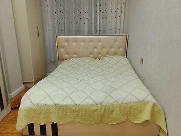 tunbucka: Yataq otağı mebel dəsti - İkineferlik yataq: yumşaq, düyməli başlıq — 1