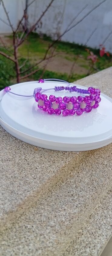 Bilərziklər: Bilərzik — 18