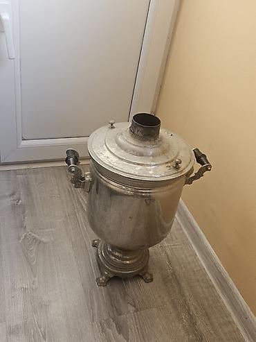 samovar tarixi: Kömür/odunla işləyən metal samovar. 3-4 dəfə işlənib. 5 litr su — 4