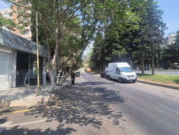 Kommersiya daşınmaz əmlakının satışı: Ekskluziv qiymətə çox əlverişli yerdə dəyərindən çox ucuz hazır — 19