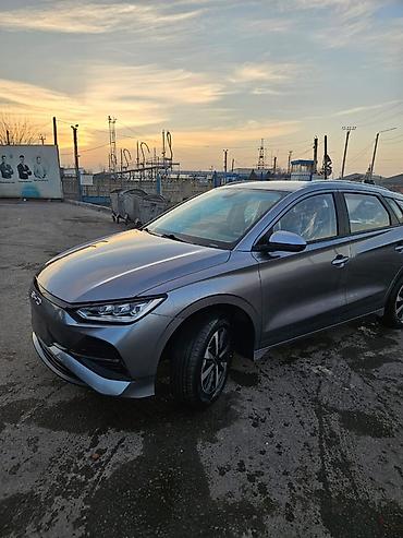 BYD: BYD E2: 2025 г., Автомат, Электромобиль, Хэтчбэк — 4