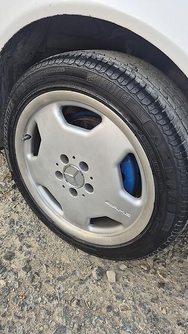 maşin tekerleri: 225/45 ZR17 94W ölçülü. 3 eded tekerdi 1 i desildi deye deyisdim — 4