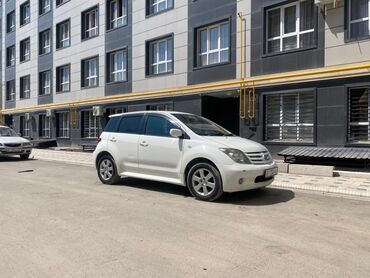 corolla runx: Toyota ist: 2005 г., 1.3 л, Автомат, Бензин, Хэтчбэк