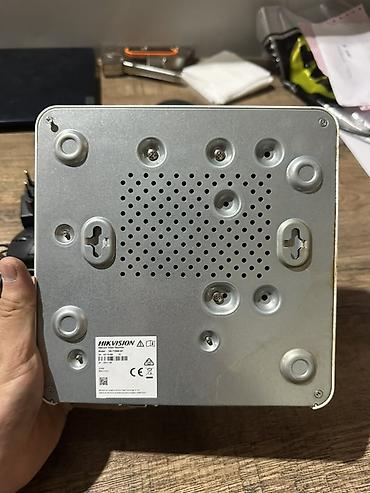 external hard drive: Видеорегистратор Hikvision DS-7104HGHI-F1 Все работает Описание: - — 3