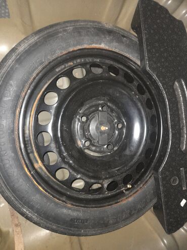Ehtiyat hissələri: Disk təkər 175 / 70 / R 14, 4 Boltlu