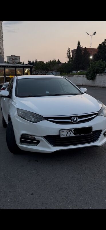 Motonəqliyyat: Changan Eado: 1.6 l | 2017 il 88500 km Hetçbek