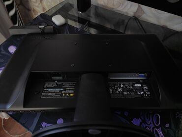 Masaüstü kompüterlər və iş stansiyaları: Monitor Lenovo Ideal ve işley veziyetde 60Hz işlenilmir pc satıldıb