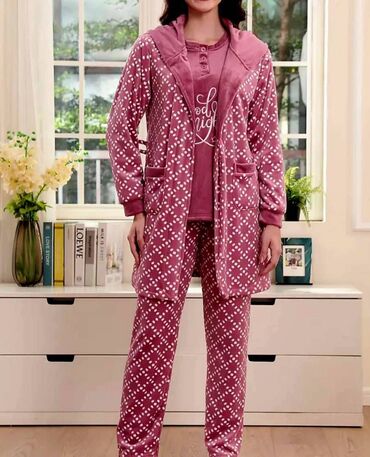 Ev geyimləri, pijamalar: Luks plüş 3-lü və 2-li pijamalar hər ölçüdə. Satış evdən məhdud -da lalafo.az — 2 Ev geyimləri, pijamalar: Luks plüş 3-lü və 2-li pijamalar hər ölçüdə. Satış evdən məhdud — 2