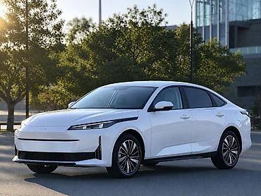changan a05 arxa bufer: Changan Qiyuan A05: 1.5 l | 2025 il 25000 km Sedan — 8