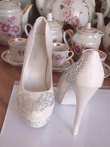 Туфли: Туфли на высоком каблуке чёрные,белые,серебристые,есть новые есть — 13