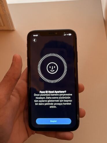 Apple iPhone: IPhone 11, 64 GB, Qara, Face ID — 9