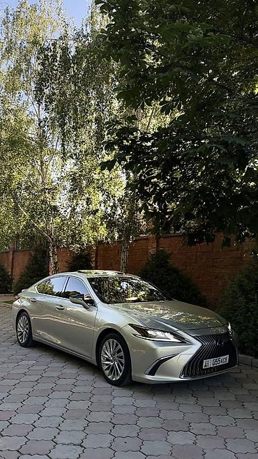 Lexus: Lexus ES: 2019 г., 2.5 л, Автомат, Гибрид, Седан — 1