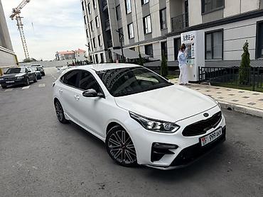 k5 2011: Kia K3: 2020 г., 1.6 л, Робот, Бензин, Лифтбек — 4