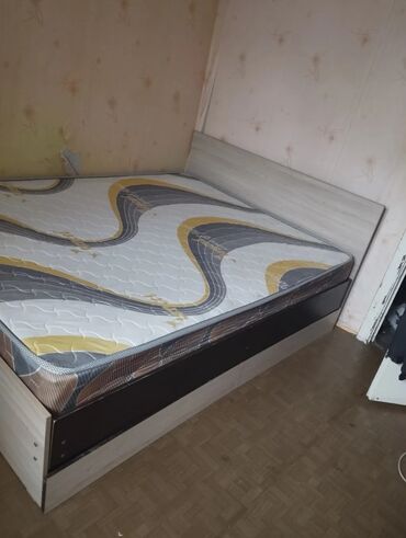 породистые щенки бесплатно: Продаю двухспальную кровать без матраса удобная хорошая с двумя at lalafo.kg породистые щенки бесплатно: Продаю двухспальную кровать без матраса удобная хорошая с двумя