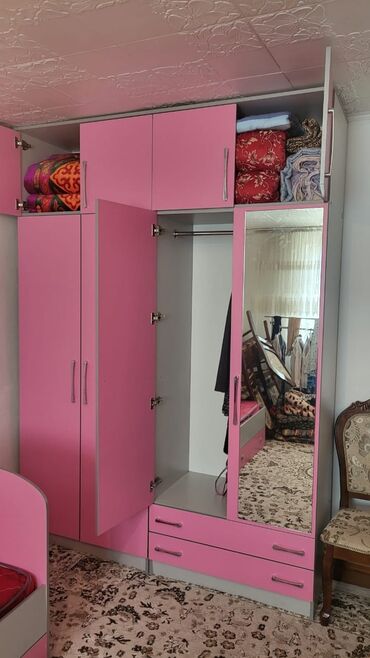 Спальные гарнитуры: Спальный гарнитур, Б/у, ДСП, цвет - Розовый — 4