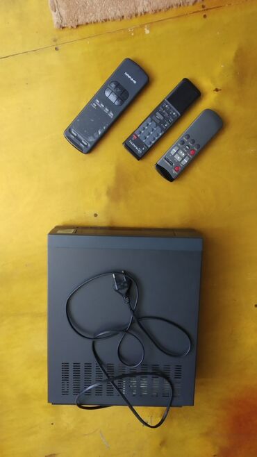 samsung dvd player qiymetleri: Videomaqnitafonlar istifadə olunmur, işləkdir Samsung Shivaki Ikisi