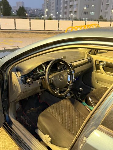 Chevrolet: Chevrolet Lacetti: 1.6 l | 2006 il 362000 km Sedan — 5