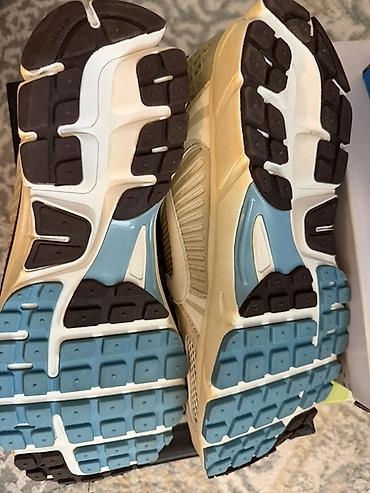 zoom h5: Мужские кроссовки, 45, Nike, Новый, цвет - Бежевый, Самовывоз, Платная доставка — 3