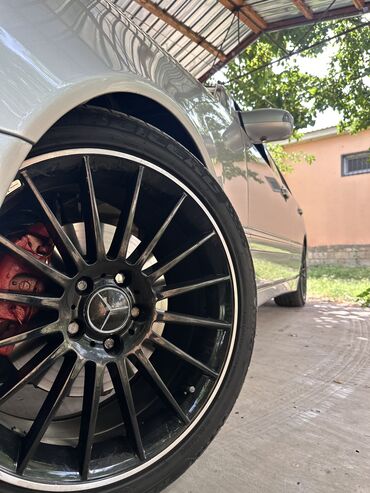 r18 diski: İşlənmiş Disk AMG R 18, 5 Boltlu