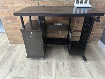 столешницу для стола: Компьютерный стол, С полками